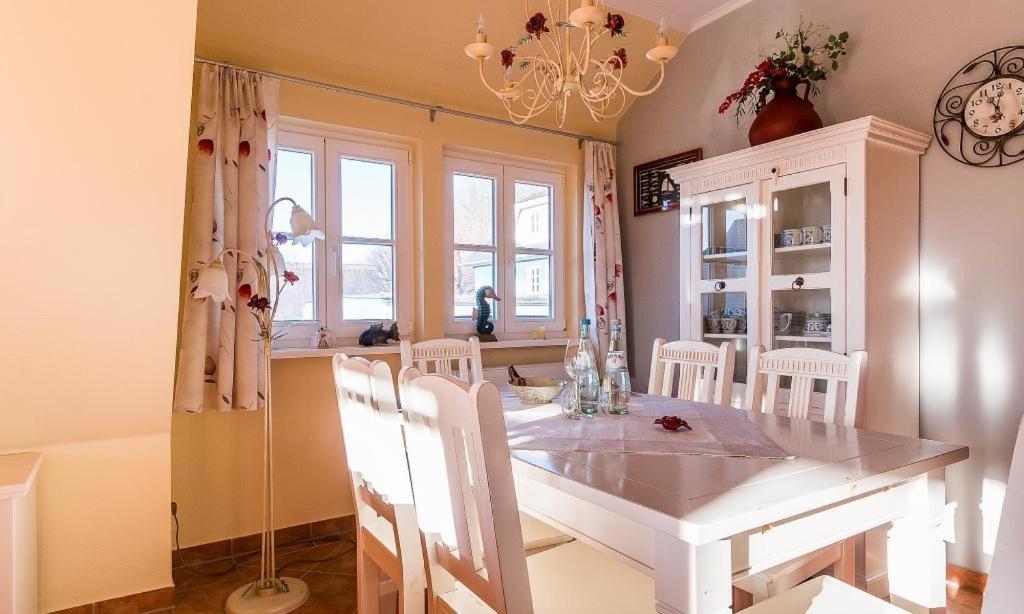Madlen Apartment อาเรนสโฮพ ภายนอก รูปภาพ
